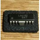 LA 4182 ( Dual Audioverstärker 2x 2,3 W )